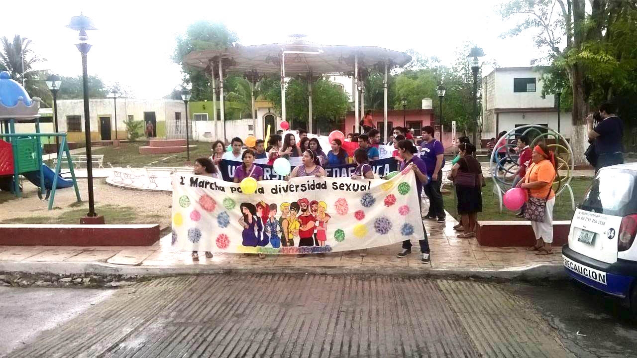 Valladolid celebra su primera marcha LGBT